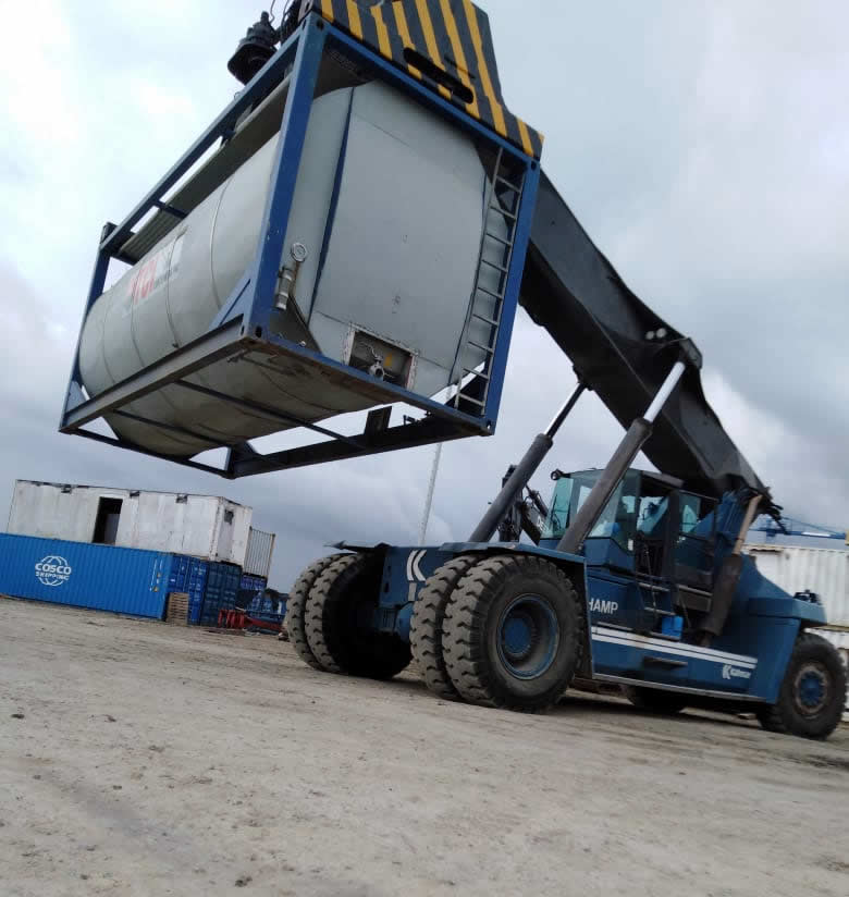 LB Group SAS Reacher Stacker